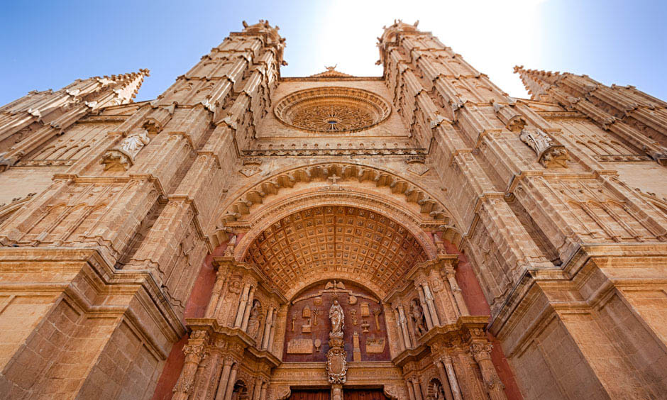 la seu cathedral sightseeing in palma pabisa hotels playa de palma mallorca