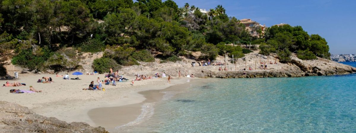 4 Beautiful Bays near Palma