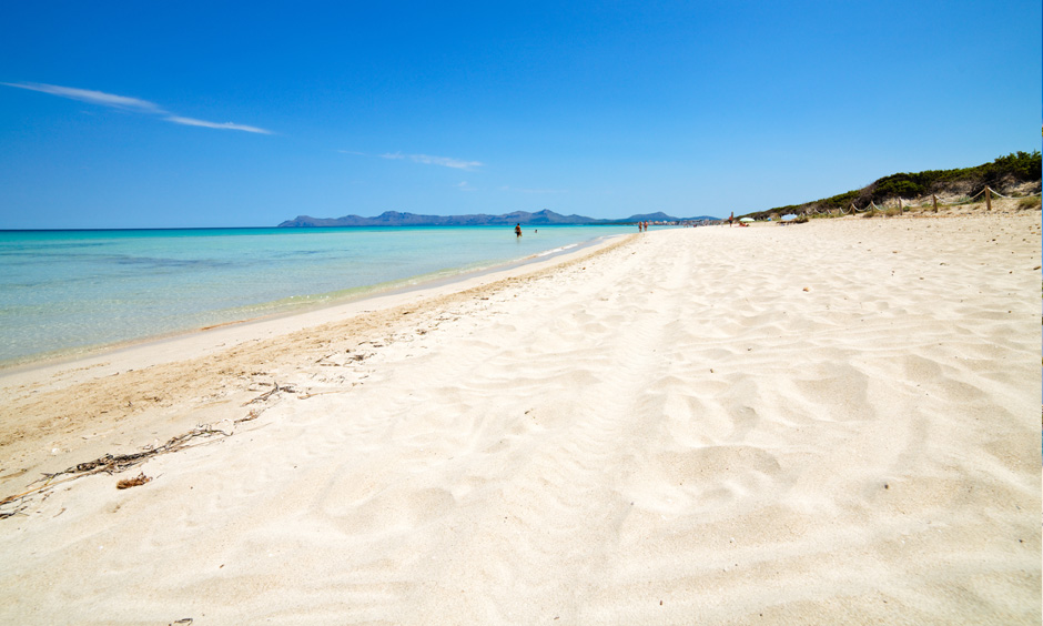 playa muro pabisa hotels beast beaches and coves urlaub strand